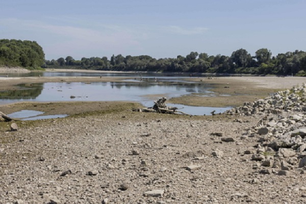 Scappa la crisi idrica causata dalla siccità in Italia. Solo l’acqua potabile può essere garantita