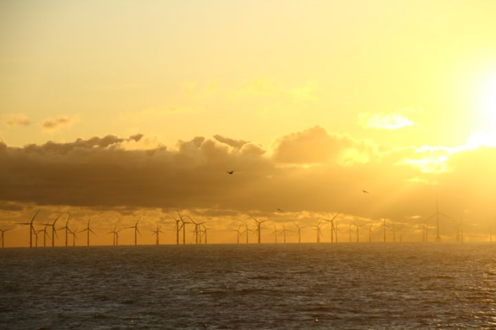 L’Italia costruirà tre parchi eolici offshore per soddisfare le esigenze di 2,5 milioni di famiglie!
